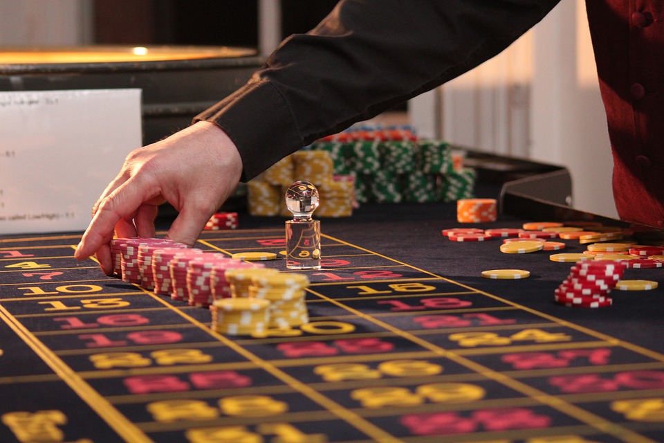 Indulge in World-Class Entertainment at Rainbow Casino Bristol